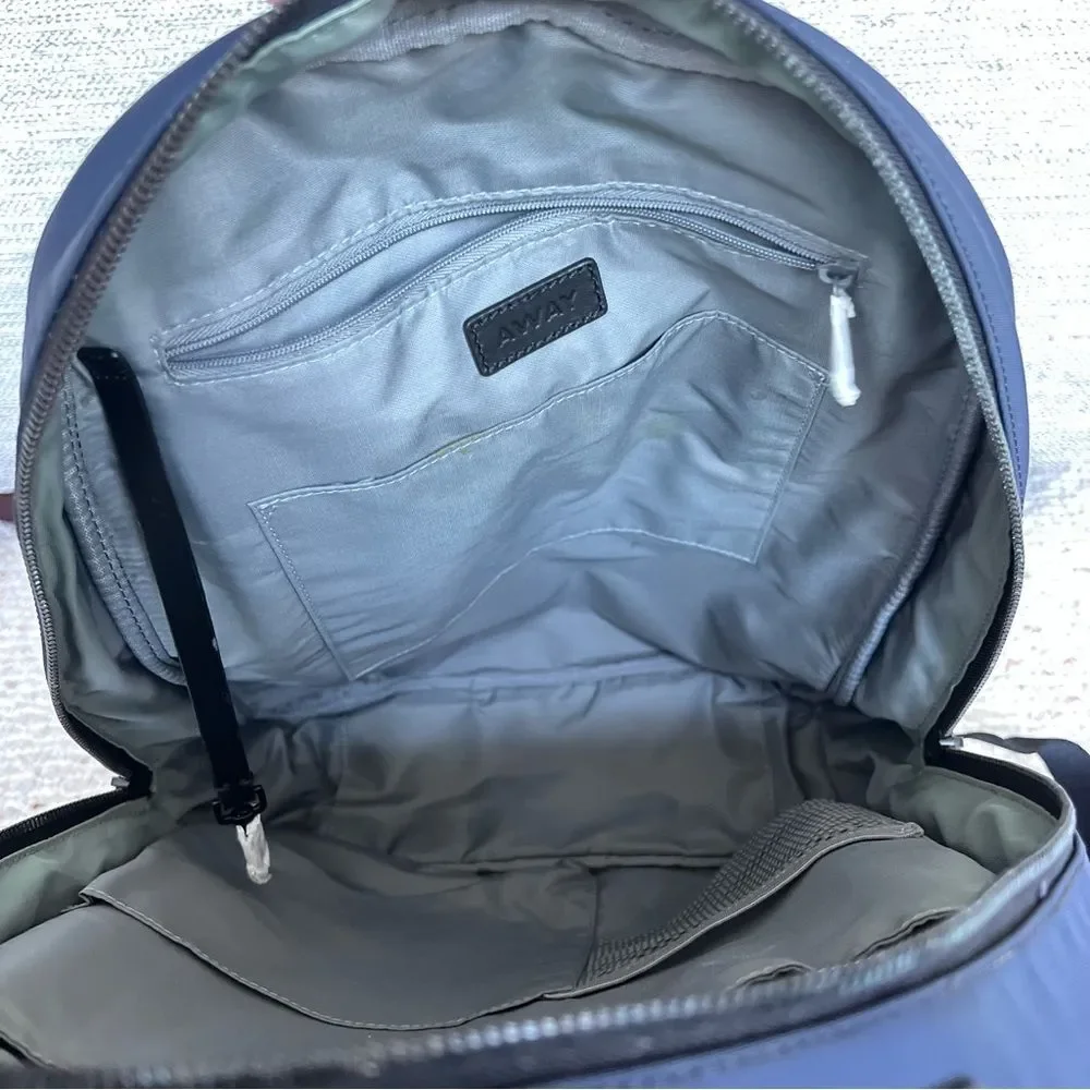 Away The Daypack in Navy blue